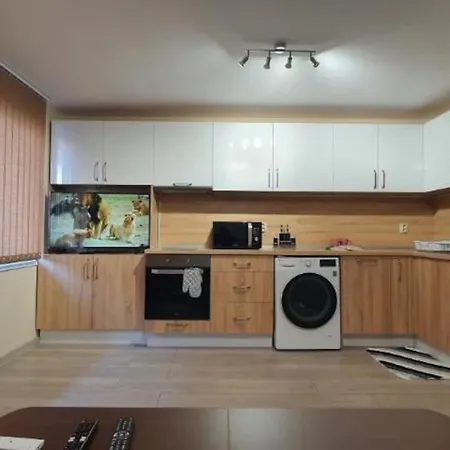 Апартамент Андромеда 2 Apartment Kazanlak